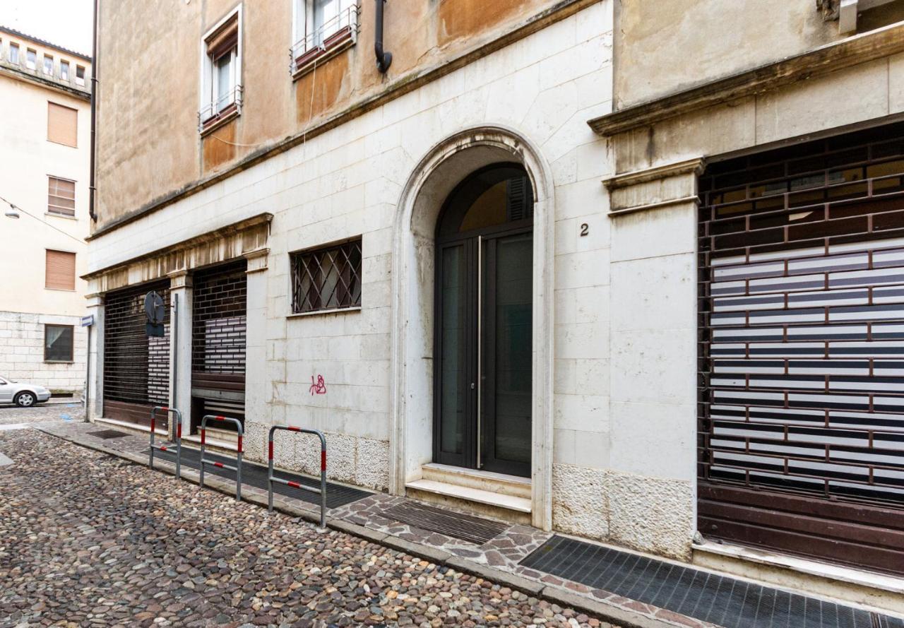 Flower Apartment Mantova Exteriér fotografie